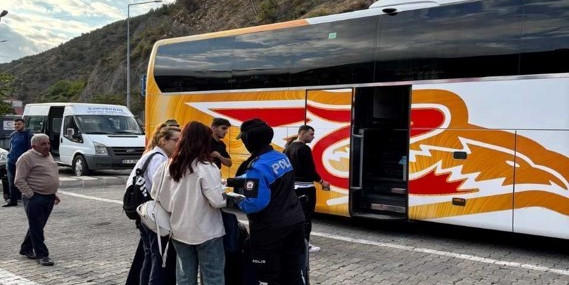 Gümüşhane’de polisler öğrencileri hırsızlık ve dolandırıcılık suçları hakkında bilgilendirdi