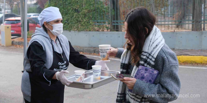 “Günaydın Çorbası” gençler tarafından çok sevildi