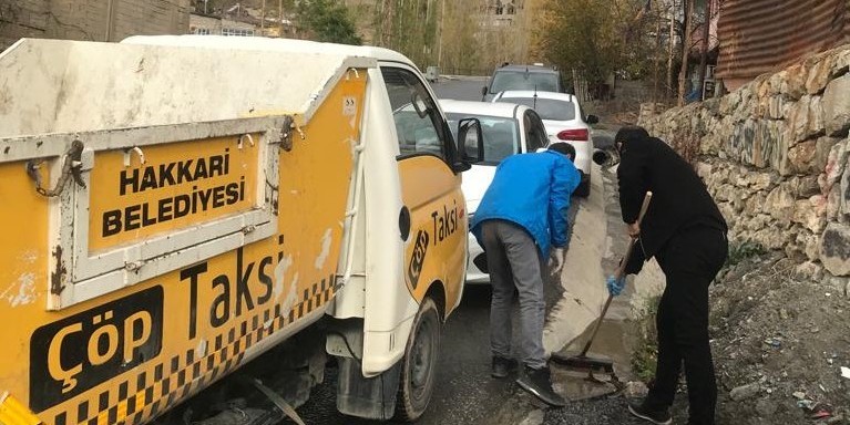 Hakkari Belediyesi yağış öncesi teyakkuza geçti