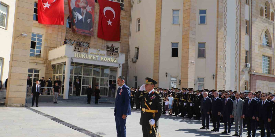 Hakkari’de 30 Ağustos Zafer Bayramı coşkusu