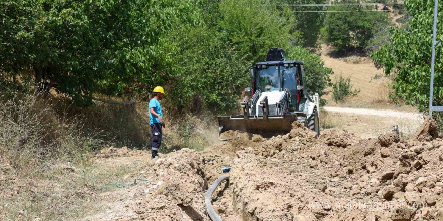 Hark Mahallesi’nin 2 bin metrelik yeni içme suyu hattında sona gelindi