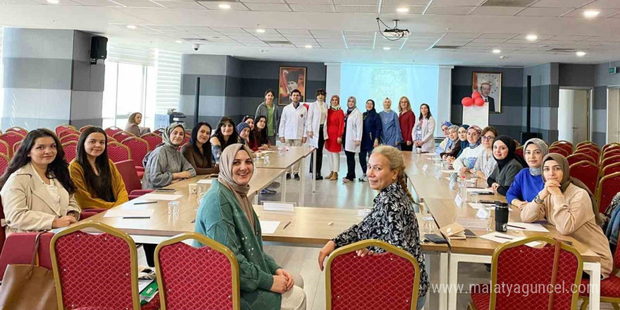 Hastanede “Anne Sütü ve Emzirme” eğitimi verildi