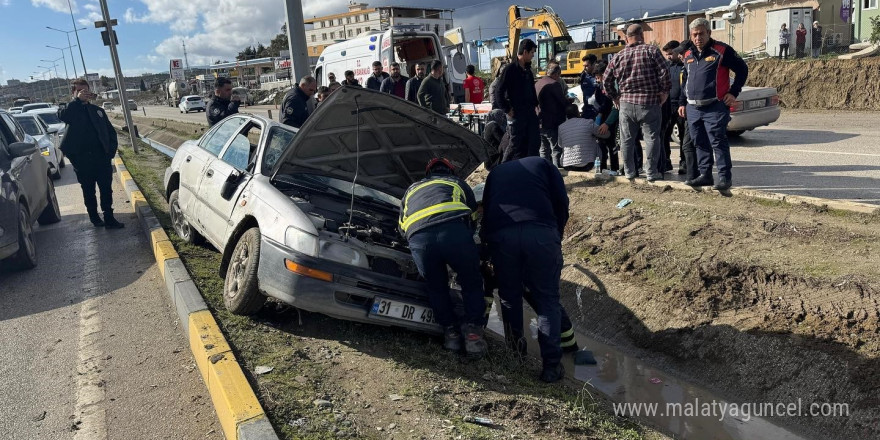 Hatay’da trafik kazası: 5 yaralı