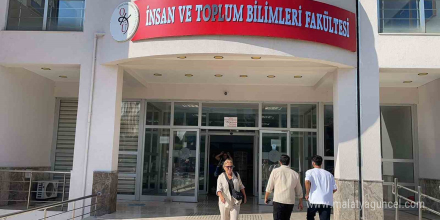 Hayallerinin peşinden koşan kadın, 67 yaşında öğrenci oldu