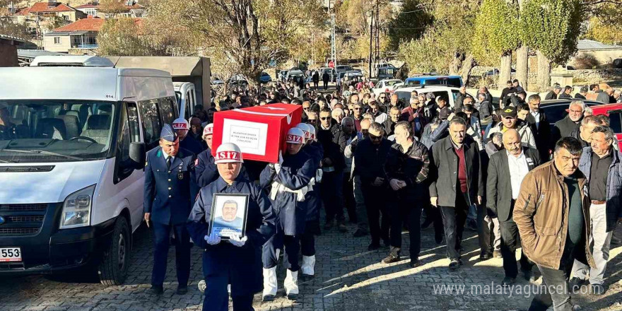 Hayatını kaybeden emekli astsubay son yolculuğuna uğurlandı