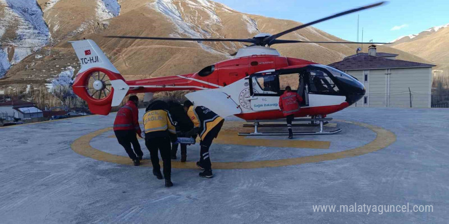 Helikopter ambulans 60 yaşındaki hasta için havalandı