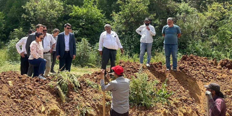 Hisarcık Kaymakamı Bahar su altyapı hatlarındaki çalışmaları yerinde inceledi