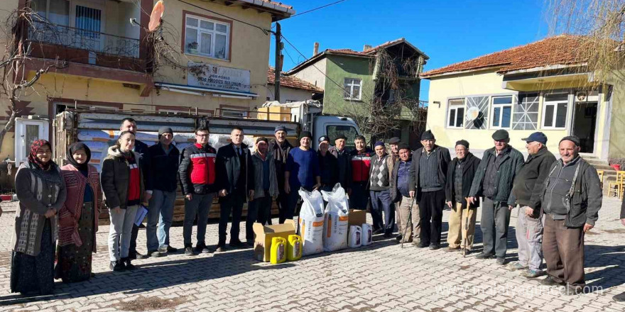 Hisarcık’ta 23 organik adaçayı üreticisine gübre desteği