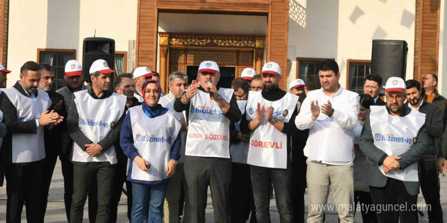 Hizmet-İş Sendikası Genel Başkan Vekili Özdemir: 'Sendika olarak üyelerimizin mağdur etme girişimlerine karşı sonuna kadar meydanlardayız'