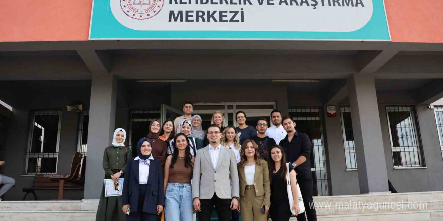 HKÜ’den ‘Birlikte Yeniden Yeşermek’ konferansı