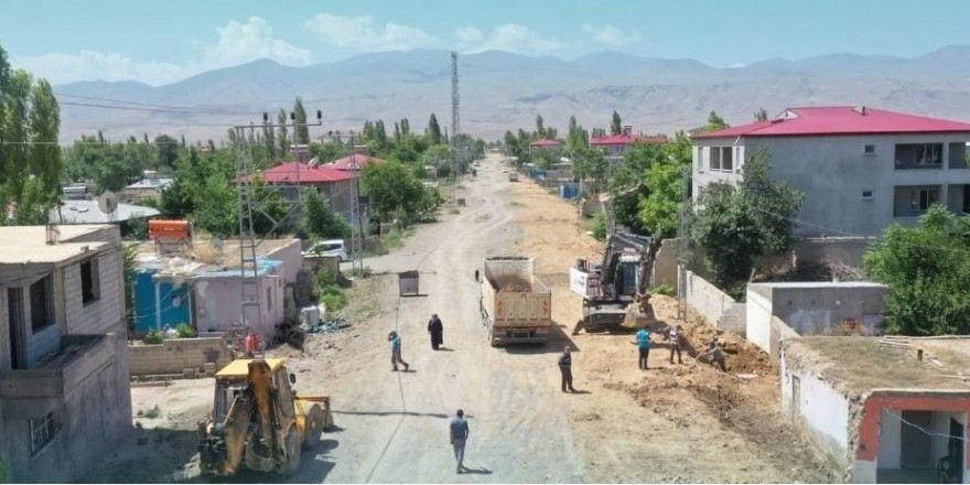 Iğdır Belediyesinden yol genişletme çalışması