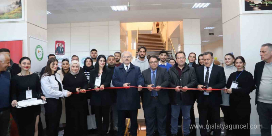 Iğdır Üniversitesi öğrenci toplulukları tanıtım günleri gerçekleşti