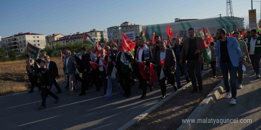 Iğdır’da Gazze’ye düstek yürüyüşü