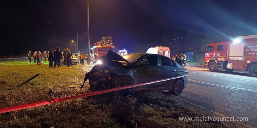 İki otomobil kafa kafaya çarpıştı: Karı koca hayatını kaybetti