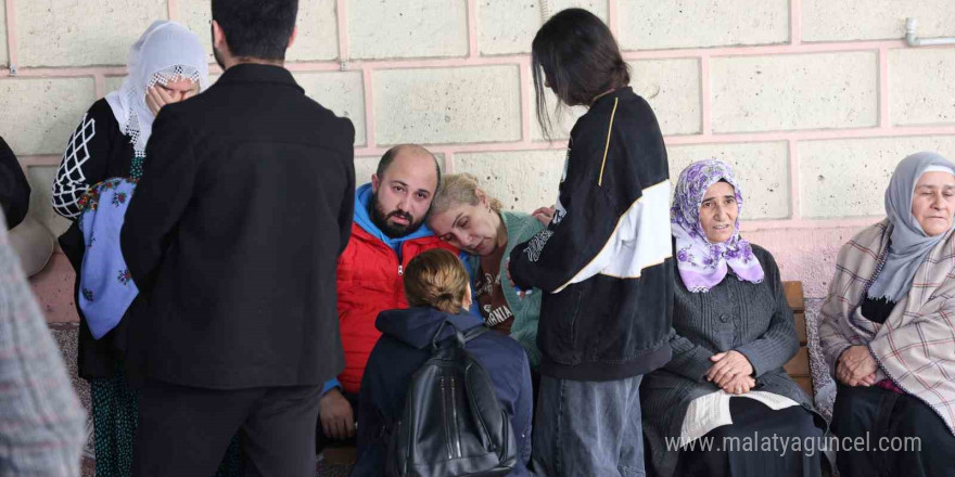 İlaçlama kurbanı Altay Toprak bebeğe acı veda: “Oğlumu öldürdüler”