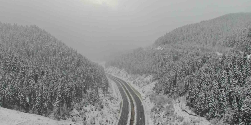 Ilgaz Dağı’nda yoğun kar yağışı: Beyaz örtü ile kaplandı