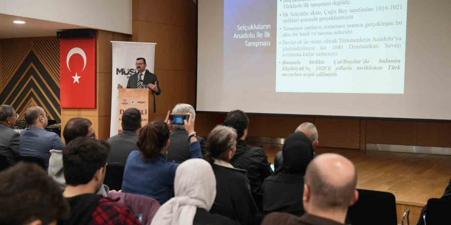 İlk fetihlerden Osmanlı dönemine kadar Denizli’nin tarihi konuşuldu