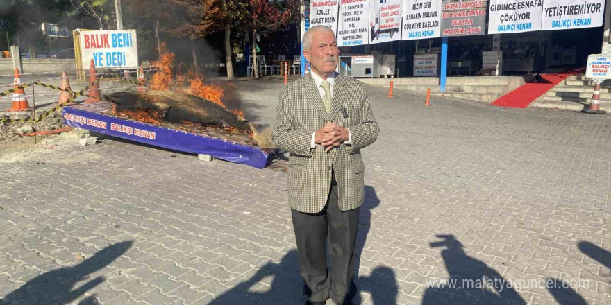 İmamoğlu’na tepki için bal mumu köpek balığını tiner döküp yaktı