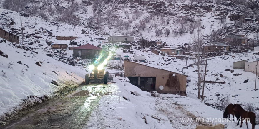 İş makinelerinin beyaz esaret mesaisi başladı