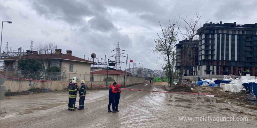 İş makinesi doğalgaz borusunu deldi, 13 mahallenin gazı kesildi