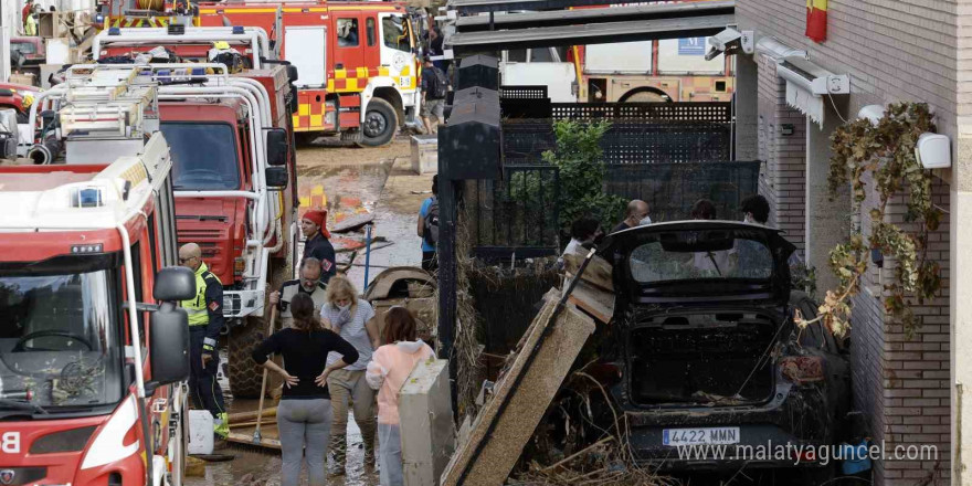 İspanya’daki sel felaketinde can kaybı 211’e yükseldi