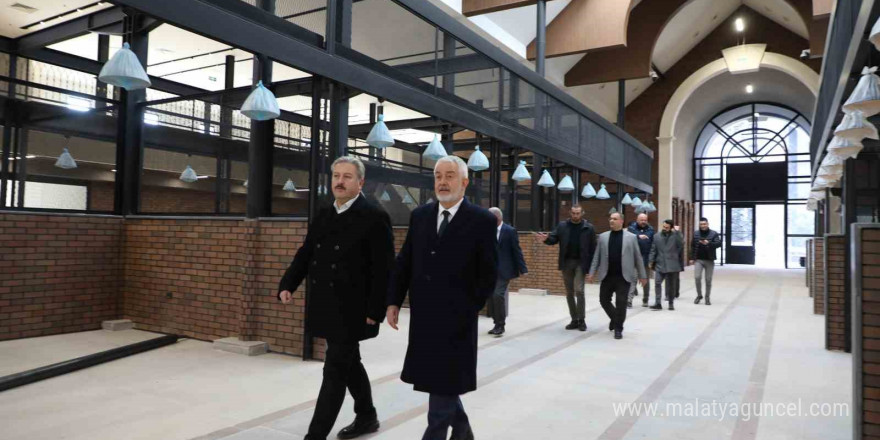 Isparta Belediye Başkanı’ndan Melikgazi’ye övgü