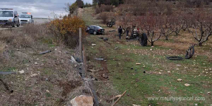 Isparta’da ehliyetsiz sürücünün kullandığı araç bahçeye uçtu: 1 yaralı