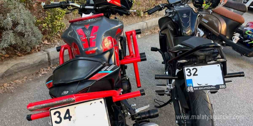 Isparta’da trafiği tehlikeye düşüren 2 motosiklet sürücüsüne ceza yazıldı