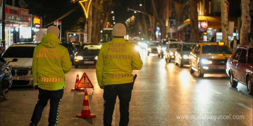 Isparta’da trafik denetimi: 24 saatte 15 araç trafikten men edildi