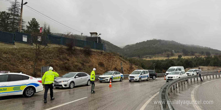 Isparta’da yolcu otobüsü devrildi: 1 ölü, çok sayıda yaralı