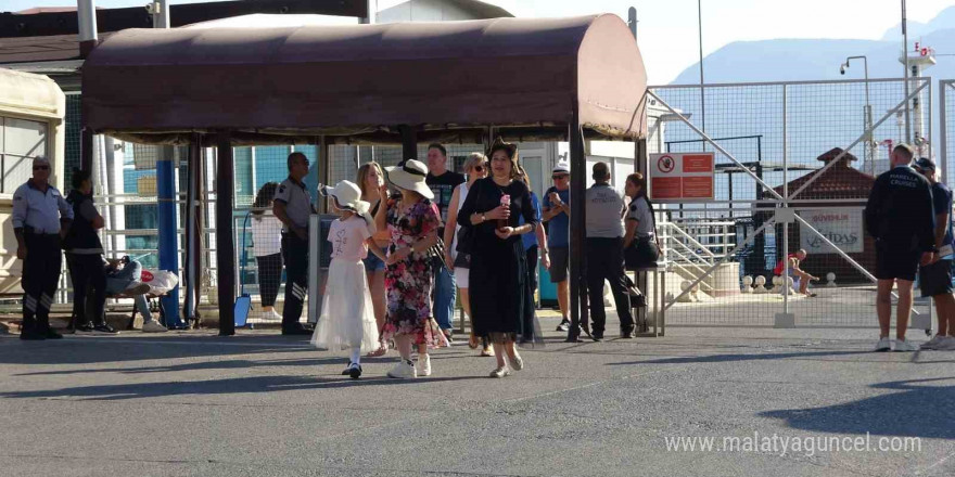 İsrail’in Gazze’deki saldırıları sebebiyle 41 kruvaziyer ziyareti iptal edildi, 57 bin 800 yolcu Alanya’ya gelemedi