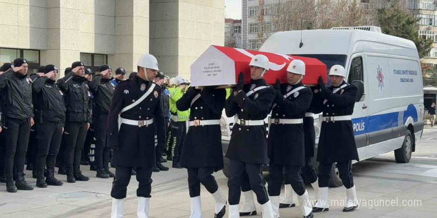 İstanbul Emniyet Müdürlüğü’nde şehit Emirhan Aramış’ın cenaze töreni düzenlendi