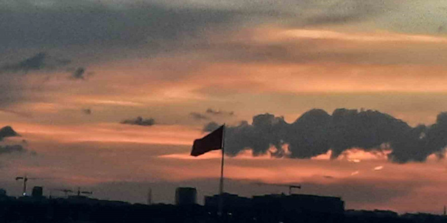 İstanbul’da gün batımı manzarası hayran bıraktı