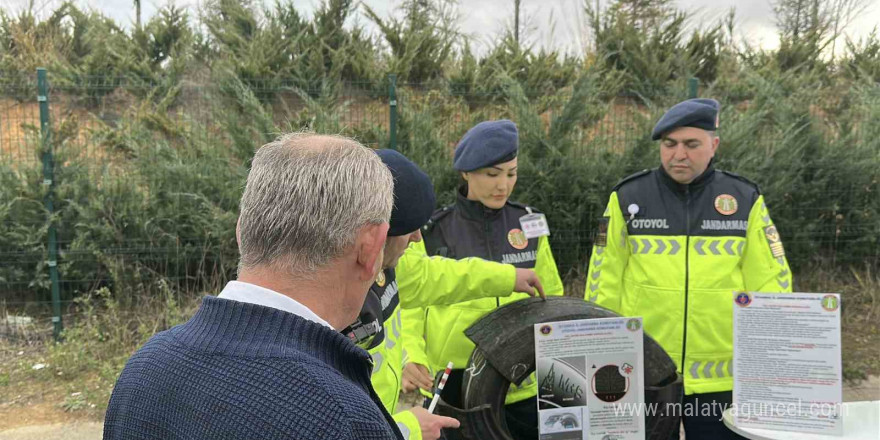 İstanbul’da Jandarma’dan sürücülere kış lastiği ve güvenli sürüş uyarısı