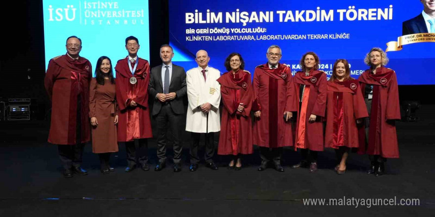 İstinye Üniversitesi Tıp Fakültesi Bilim Nişanı Stanford Üniversitesi’nden Prof. Dr. Michael Lim’e takdim edildi