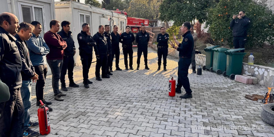 İtfaiye ekiplerinden polislere yangın eğitimi