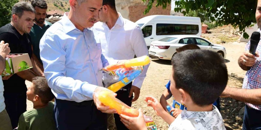 “İyilik Makası” projesi depremzede çocuklara umut aşılıyor