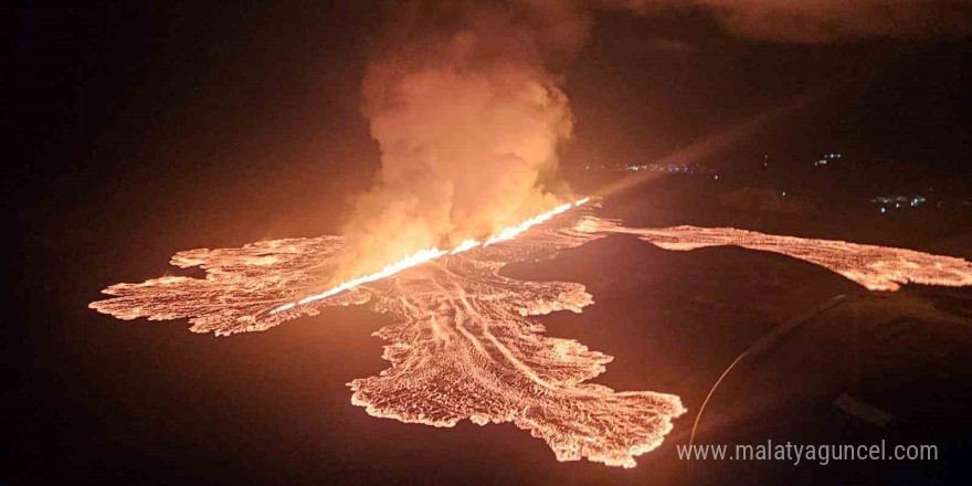 İzlanda’nın Reykjanes Yarımadası’ndaki yanardağ 7. kez patladı