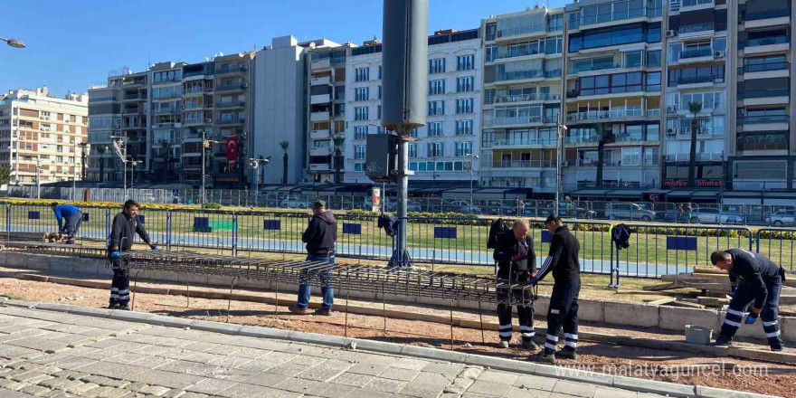 İzmir Kordon’da taşkınlara karşı kurulan beton bariyerlerin yüzde 60’ı tamam