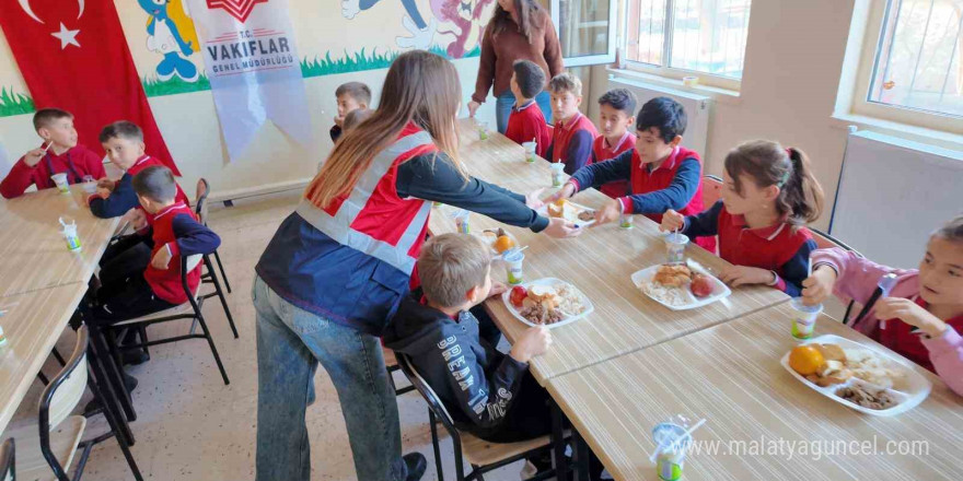 İzmir Vakıflar Bölge Müdürlüğü, Yuntdağı mahallelerini ziyaret etti