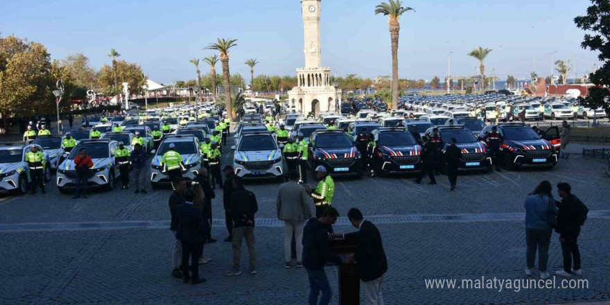 İzmir’de emniyet ve jandarmaya 688 yeni araç