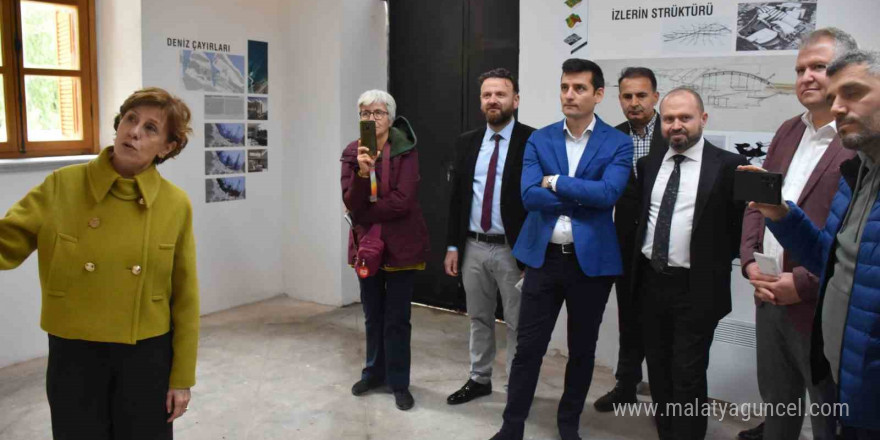 İzmir’de mimarlık öğrencilerinin Karantina Adası projeleri sergilendi