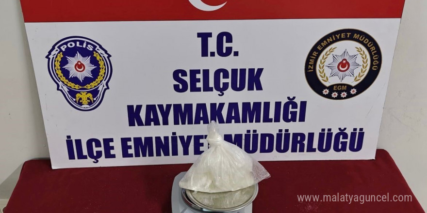 İzmir’de uyuşturucu operasyonu: 2 tutuklama