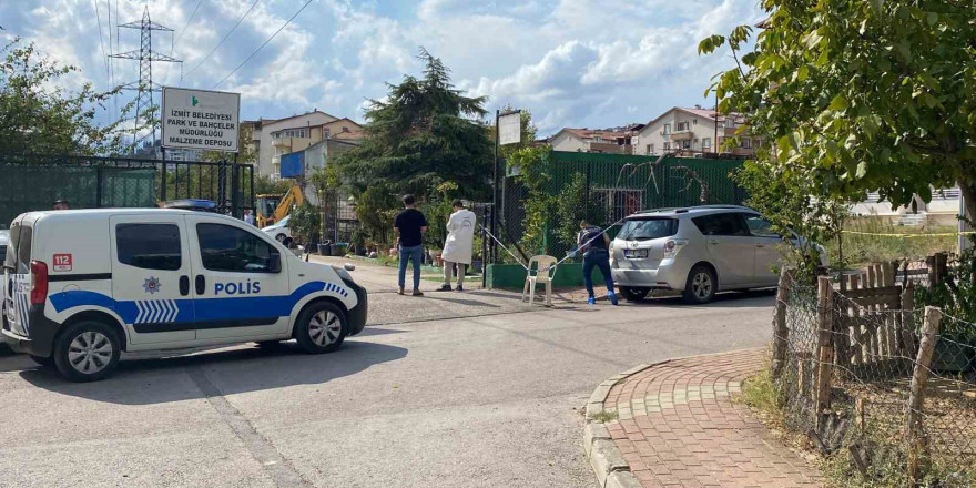 İzmit Belediyesi çalışanını, belediyeye ait mekanda vurup kaçtılar