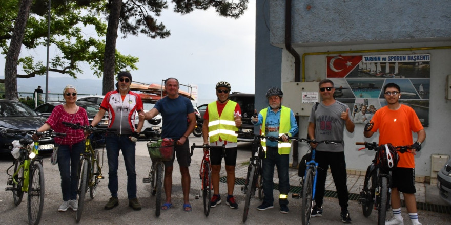 İznik’te triatlon yarışması düzenlendi