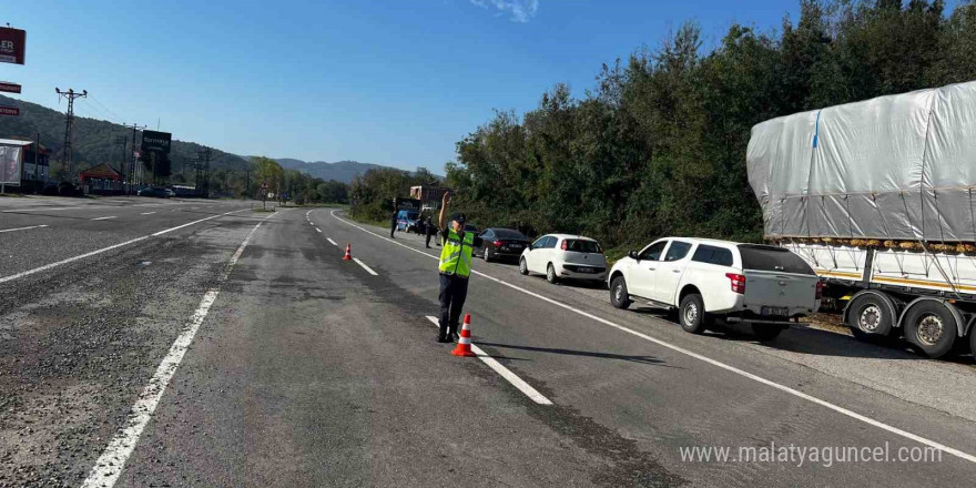 Jandarma ekiplerinden Trafik ve Asayiş Denetimi