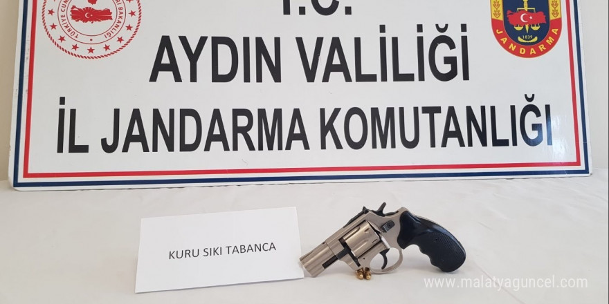 Jandarma ruhsatsız silah taşıyanları affetmedi: 10 gözaltı