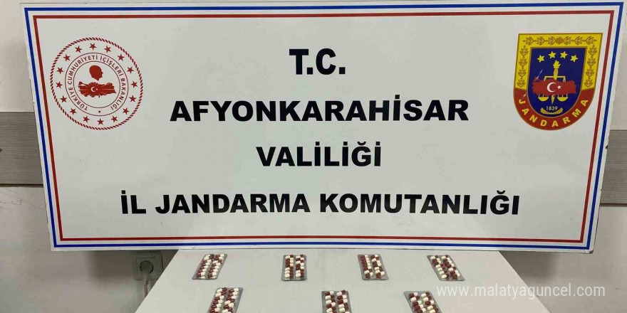 Jandarma uyuşturucu hap ele geçirdi