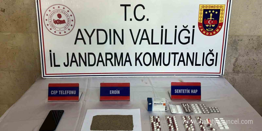 Jandarmadan eş zamanlı uyuşturucu operasyonu: 3 gözaltı