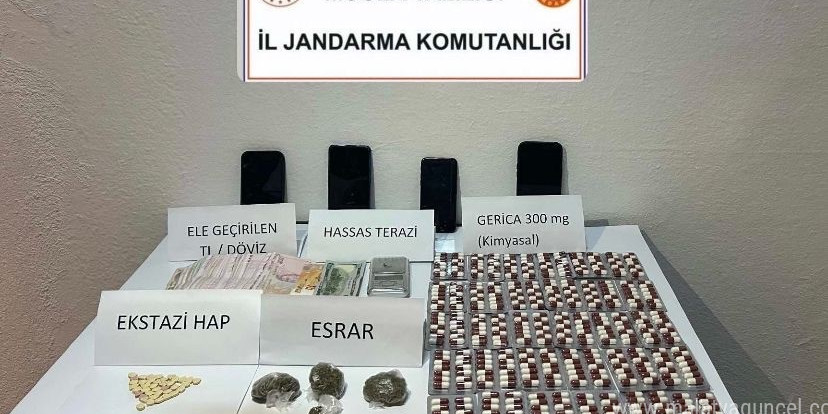 Jandarmadan uyuşturucu operasyonu: 2 gözaltı